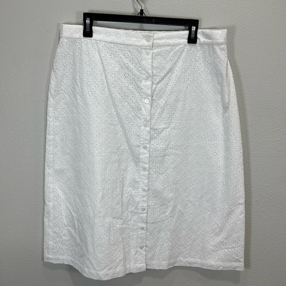 Rachel Parcell eyelet skirt white midi button front